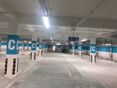 地下停車場劃線用什么材料,停車場劃線要用什么工具？