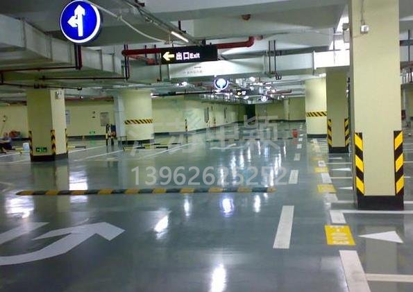 金剛砂耐磨地坪報(bào)價(jià)費(fèi)用，做地下車庫(kù)金剛砂耐磨地坪貴嗎？