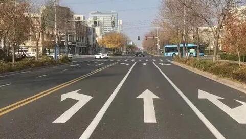 蘇州道路劃線多少錢一米造價？中穎價格合理