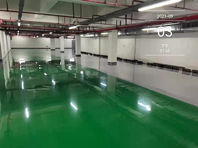 蘇州環(huán)氧地坪廠家：環(huán)氧地坪漆干燥后為何會泛白發(fā)白？