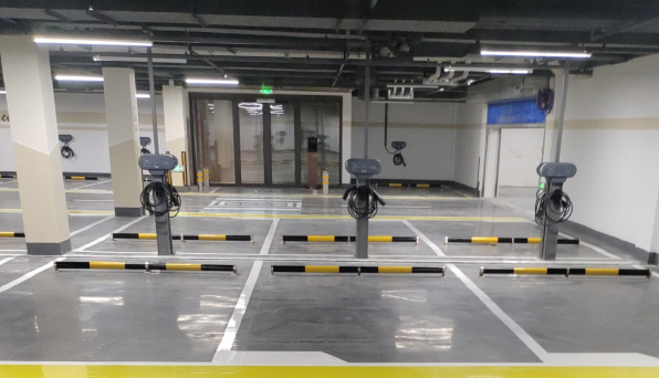 停車位標(biāo)線面積計(jì)算，為停車秩序提供科學(xué)依據(jù)