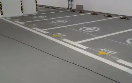 蘇州廠區(qū)停車場劃線，專業(yè)團隊施工